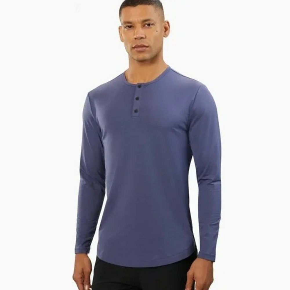 NWT CUTS AO Long Sleeve Henley Curve-Hem